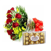 Buquê Clássico 12 Rosas Vermelhas com Ferrero Rocher
